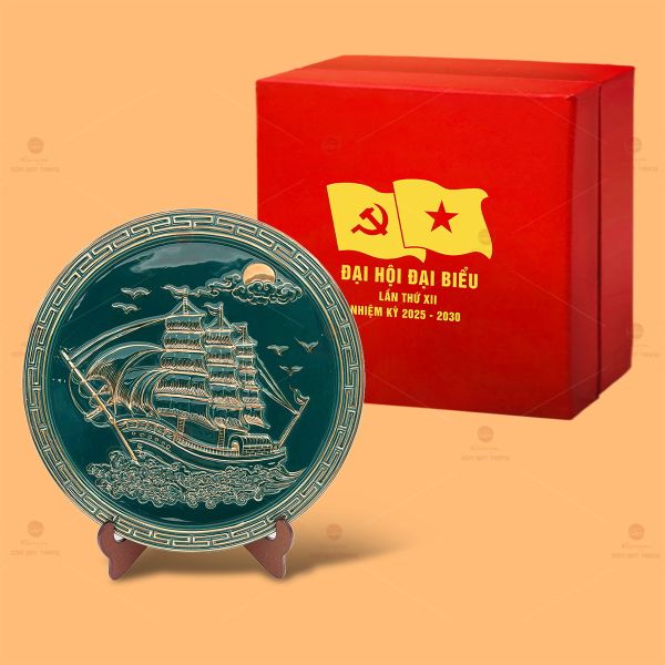 Đĩa Cảnh Thuận Buồm Xuôi Gió Men Lục Kẻ Vàng