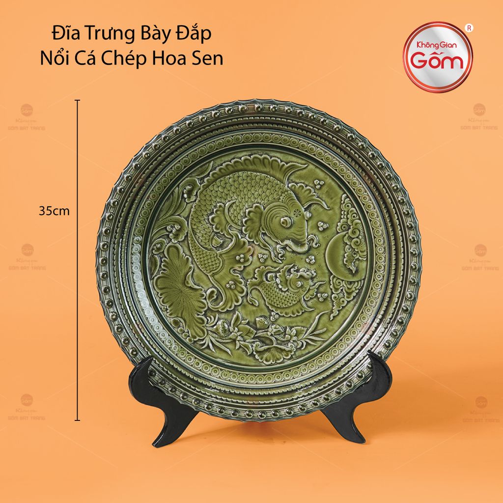 Đĩa Trưng Bày Đắp Nổi Cá Chép Hoa Sen