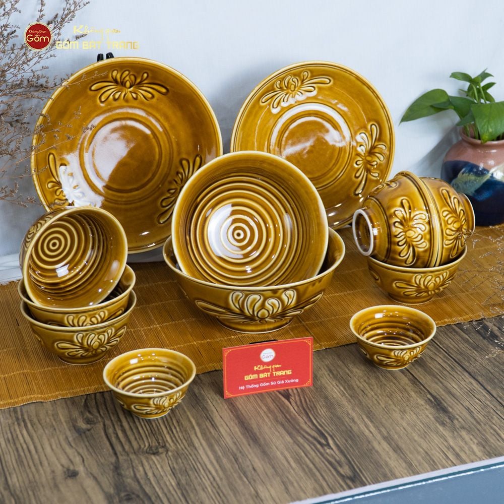Bộ Bát Đĩa Men Nâu Vân Hoa Cúc
