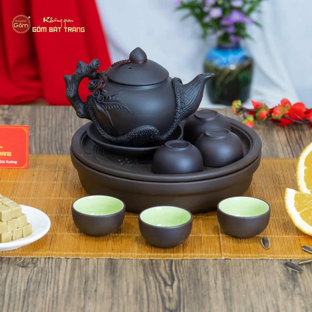 Bộ Ấm Trà Tử Sa Đắp Nổi Hoa Mẫu Đơn Khay Thủng