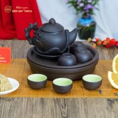Bộ Ấm Trà Tử Sa Đắp Nổi Hoa Mẫu Đơn Khay Thủng