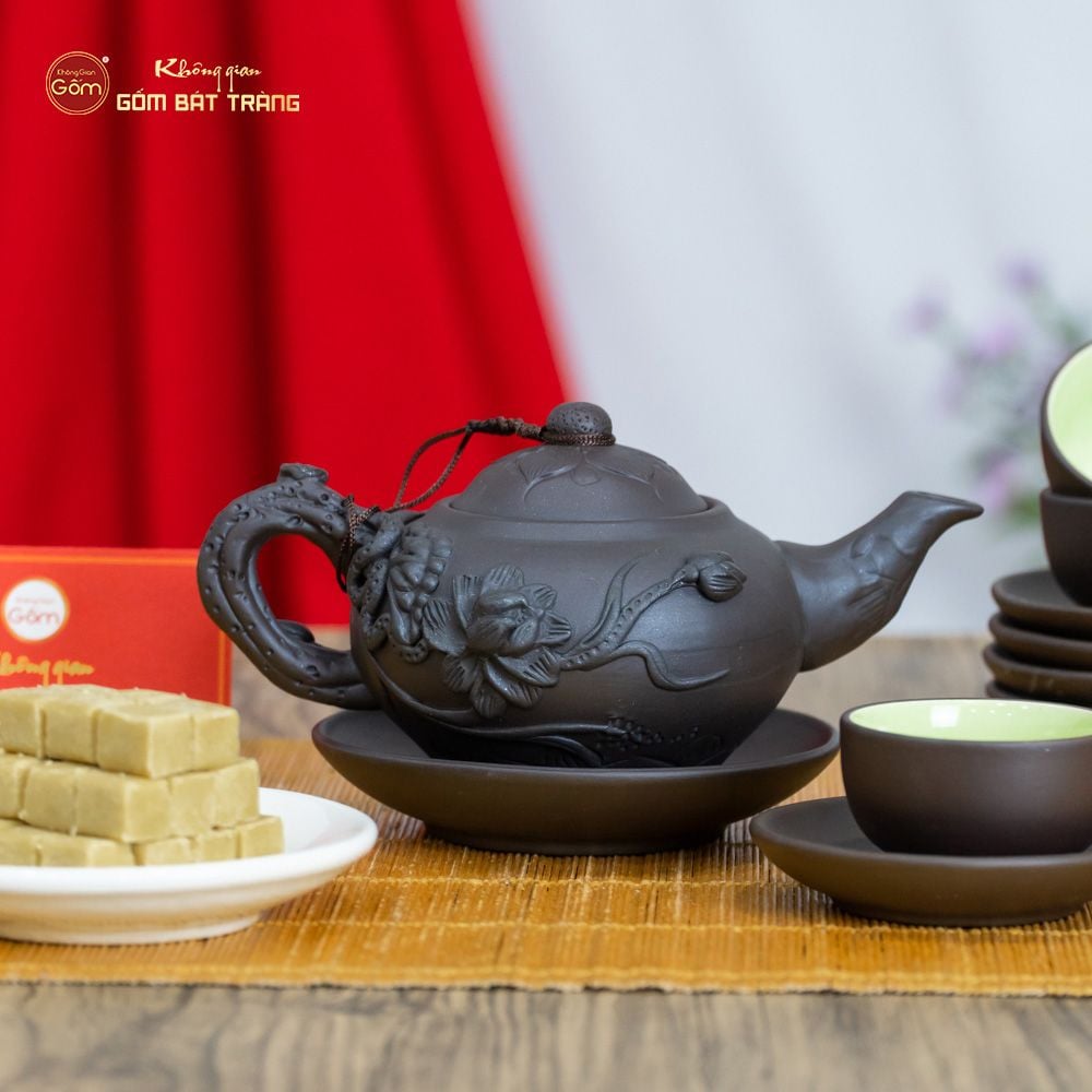 Bộ Ấm Trà Tử Sa Đắp Nổi Hoa Mai