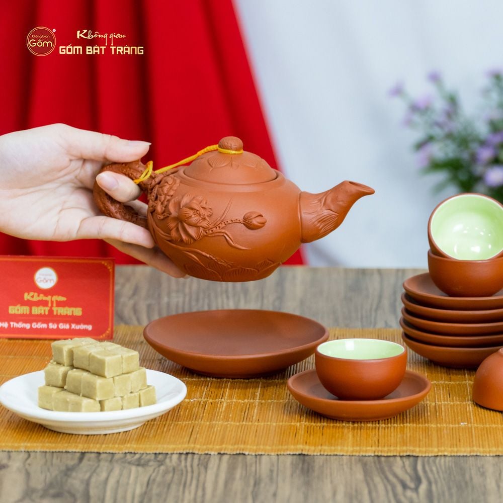Bộ Ấm Trà Tử Sa Đắp Nổi Hoa Mai