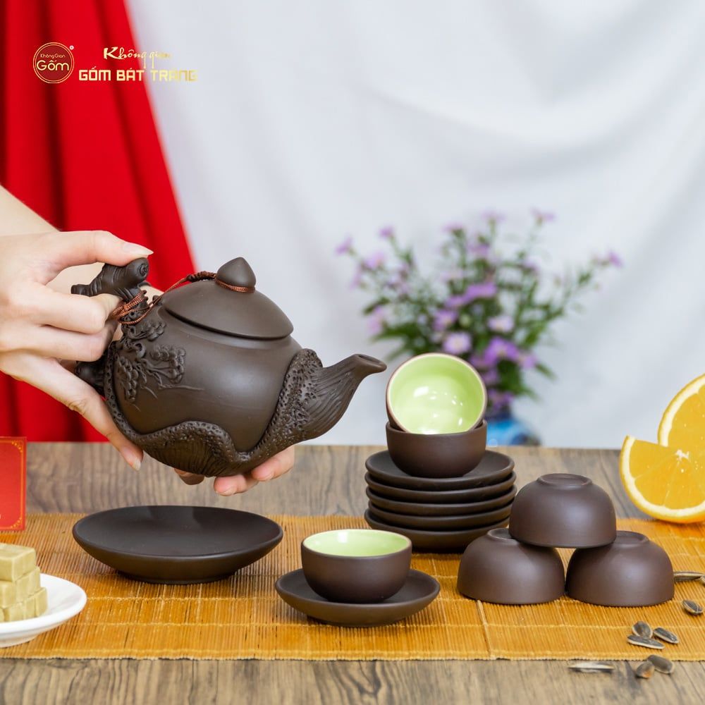 Bộ Ấm Trà Tử Sa Đắp Nổi Hoa Mẫu Đơn