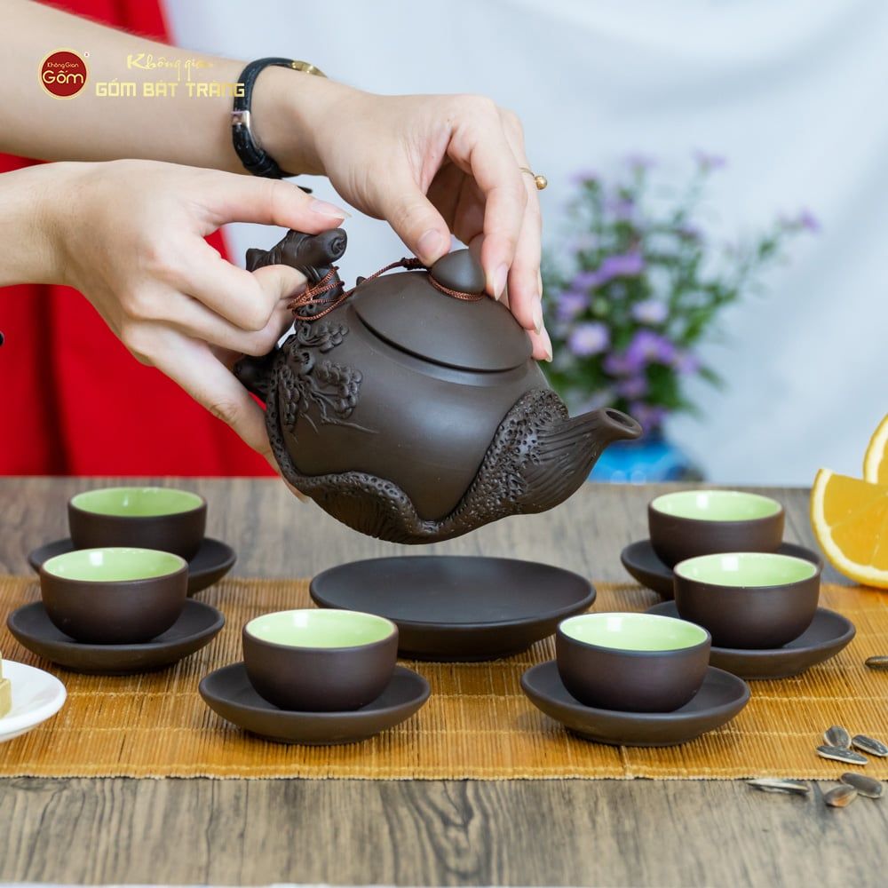 Bộ Ấm Trà Tử Sa Đắp Nổi Hoa Mẫu Đơn