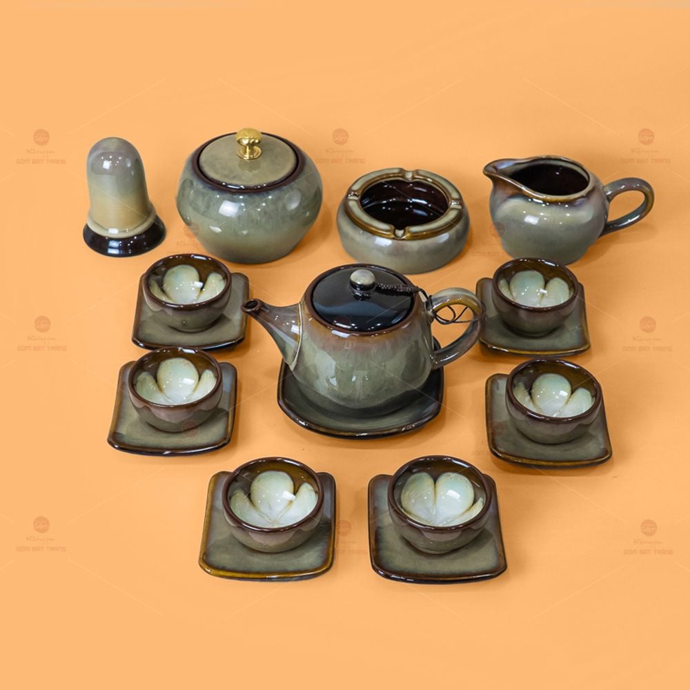 Bộ Ấm Trà 3 Chân Gấm Hoa Men Hỏa Biến