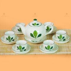 Bộ Ấm Chén Tròn Men Kem Vẽ Ngò Gai
