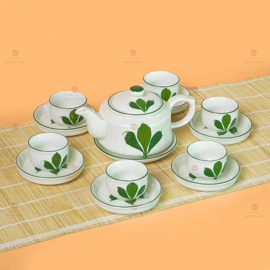 Bộ Ấm Chén Vai Vuông Men Kem Vẽ Ngò Gai