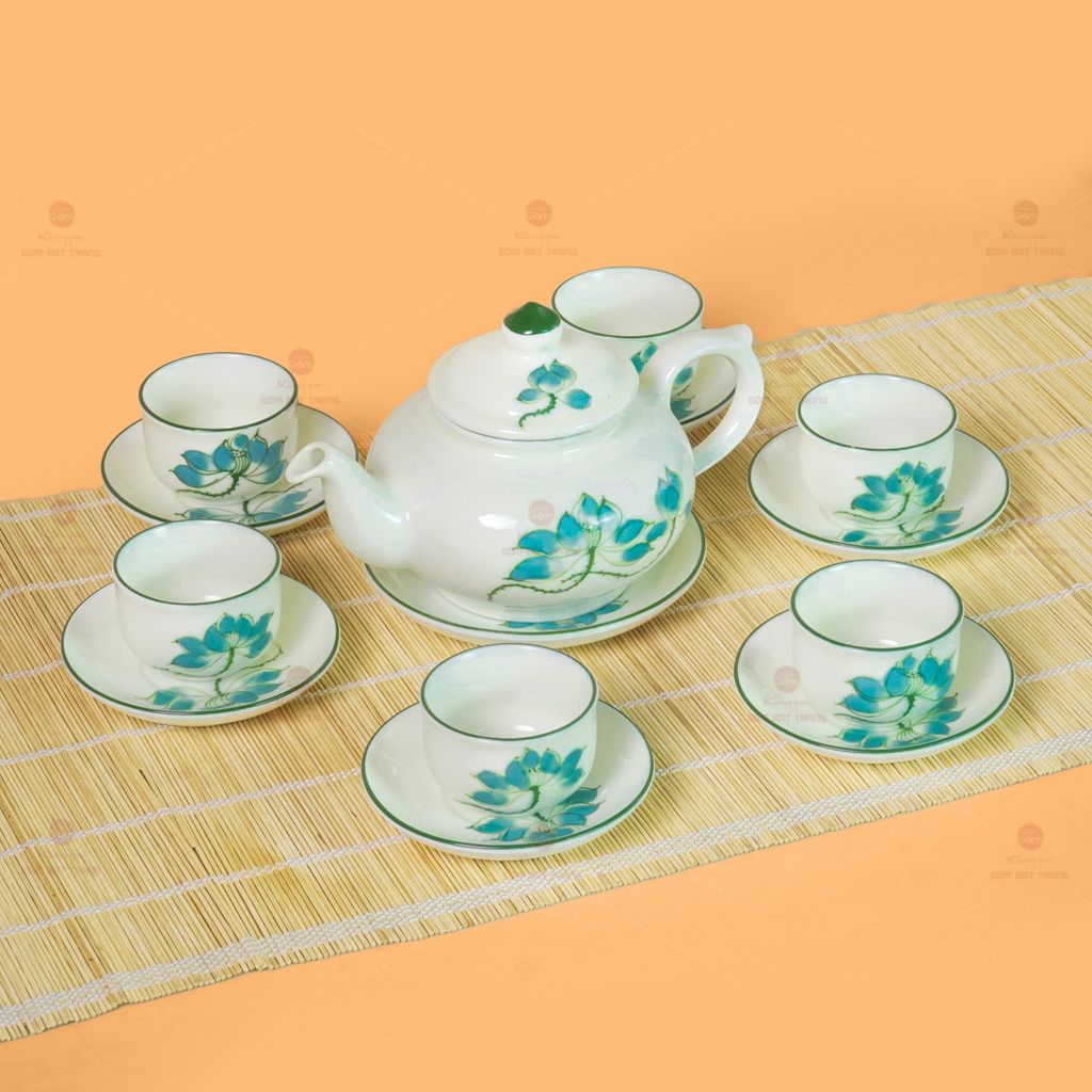 Bộ Ấm Chén Thiên Nga Men Kem Sen Xanh