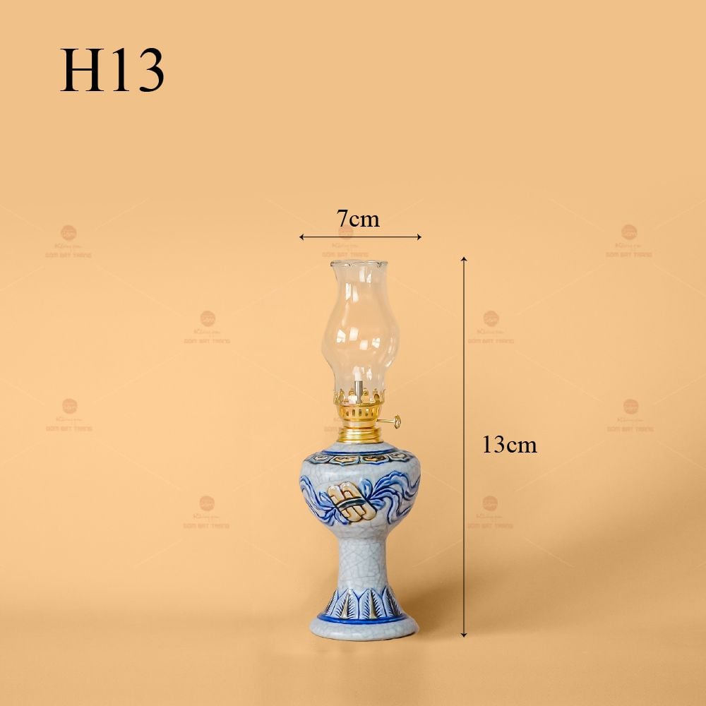 Đèn Dầu Thờ Men Rạn Nổi Họa Tiết Cuốn Thư