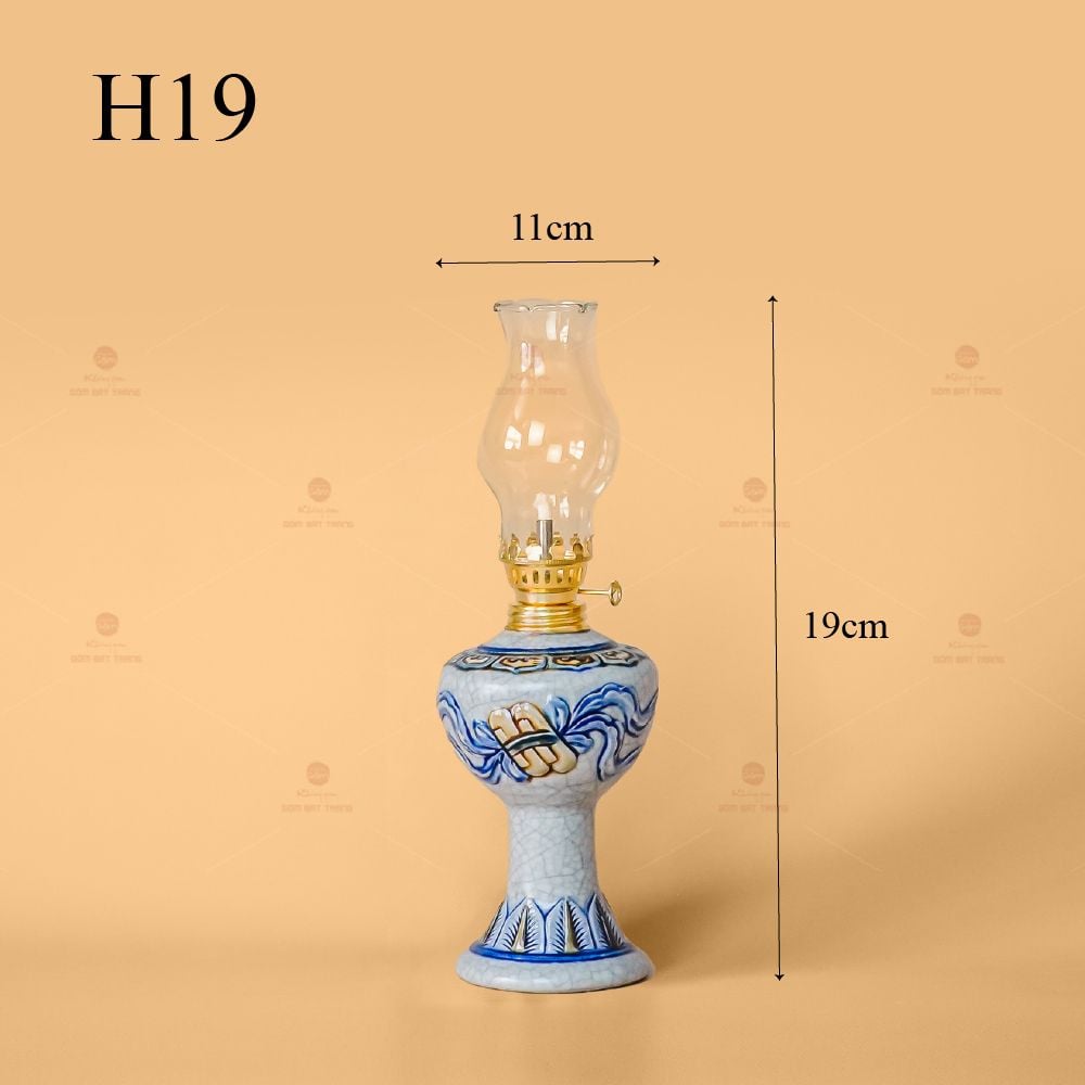 Đèn Dầu Thờ Men Rạn Nổi Họa Tiết Cuốn Thư