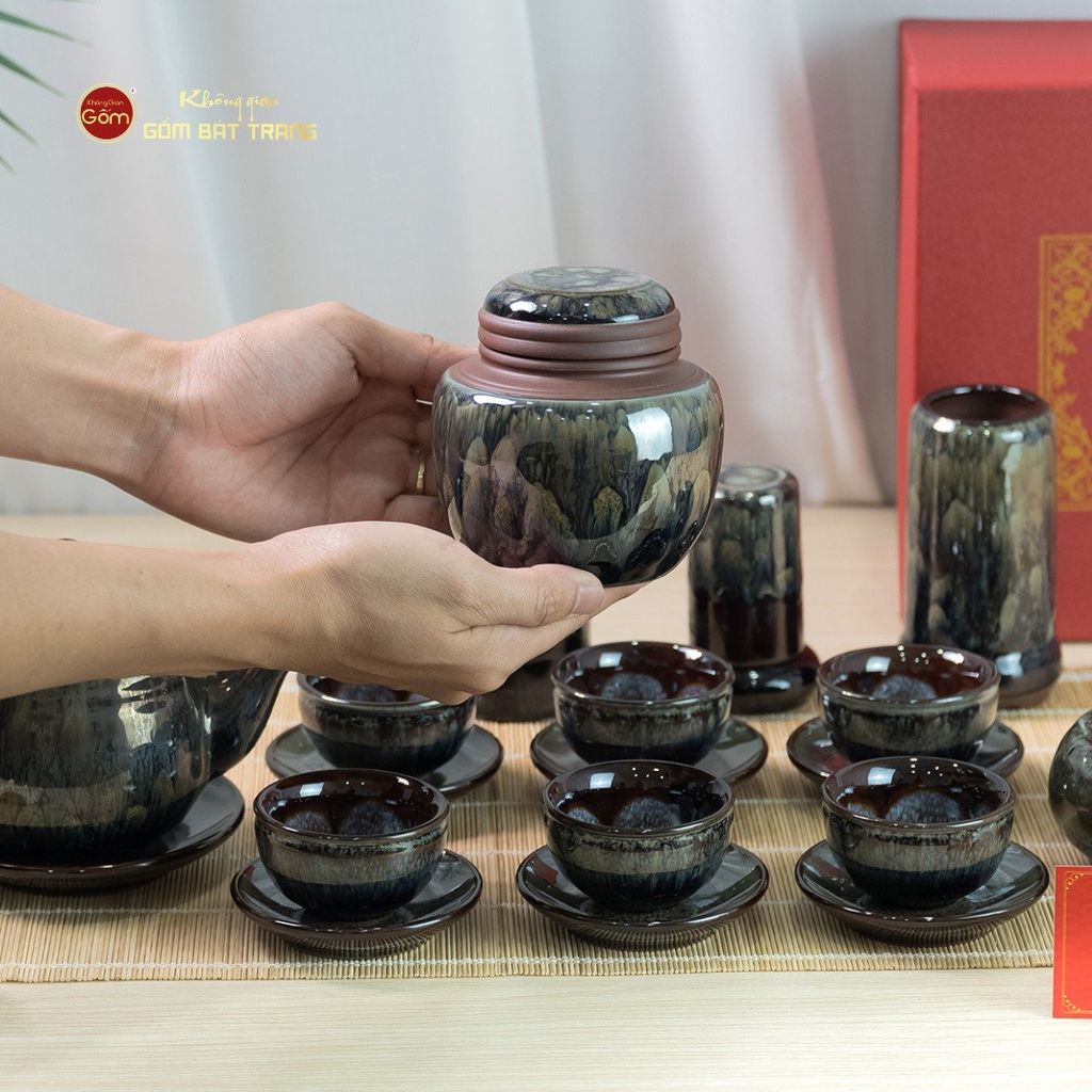 Bộ Ấm Chén Tròn Men Hỏa Biến Ngọc Thạch