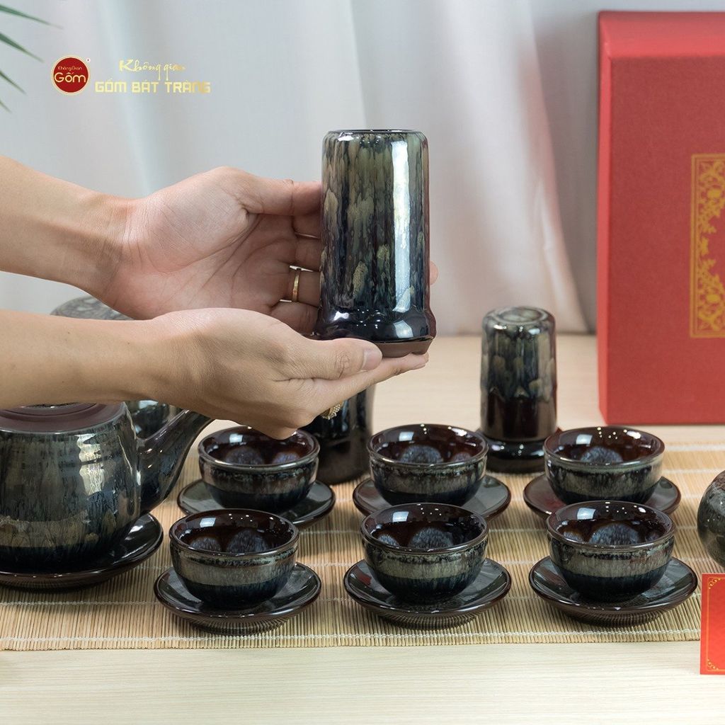 Bộ Ấm Chén Tròn Men Hỏa Biến Ngọc Thạch