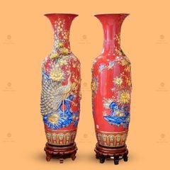 Lộc Bình Công Đào Men Đỏ Đắp Nổi Vẽ Vàng