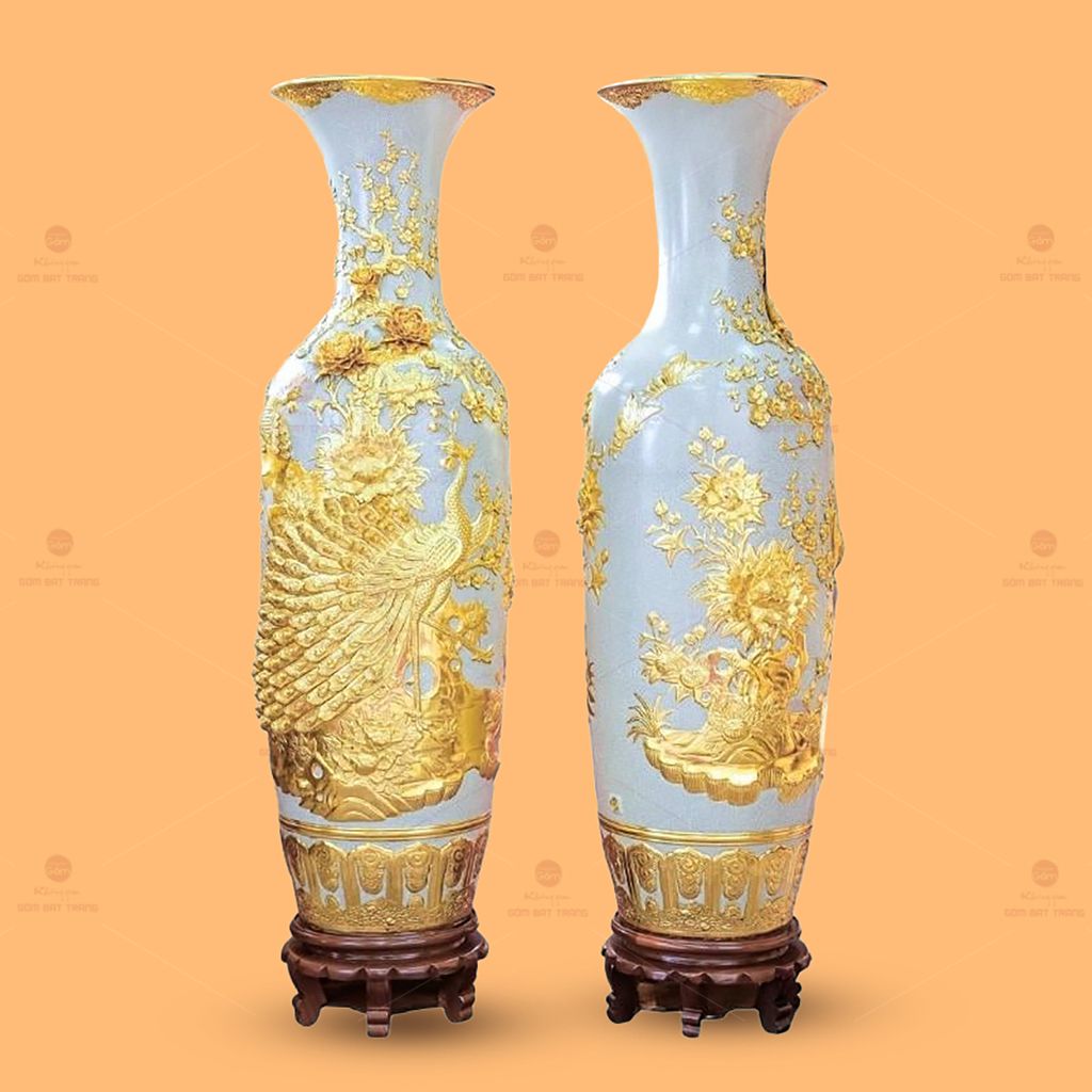 Lộc Bình Công Đào Mẫu Đơn Men Rạn Đắp Nổi Dát Vàng