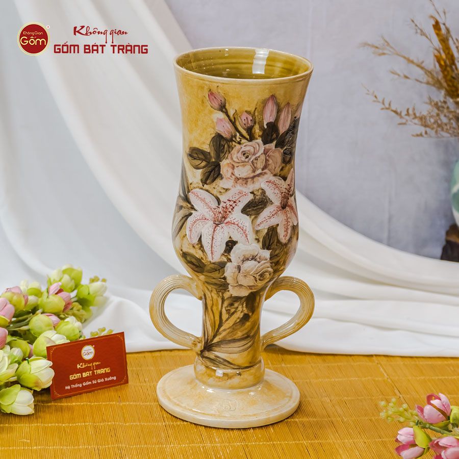 Lọ Cúp Hoa Hồng Vẽ Tay
