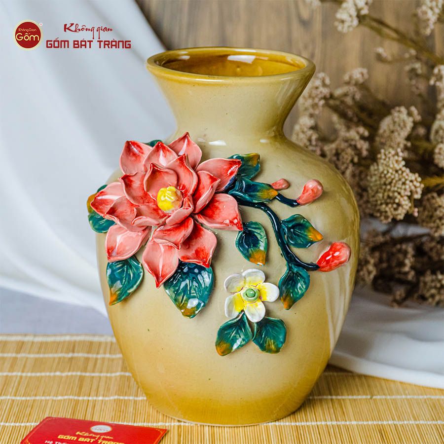 Lọ Hoa Vuốt Tay Đắp Nổi