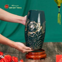 Lọ Hoa Men Màu Hoa Sen Vẽ Vàng