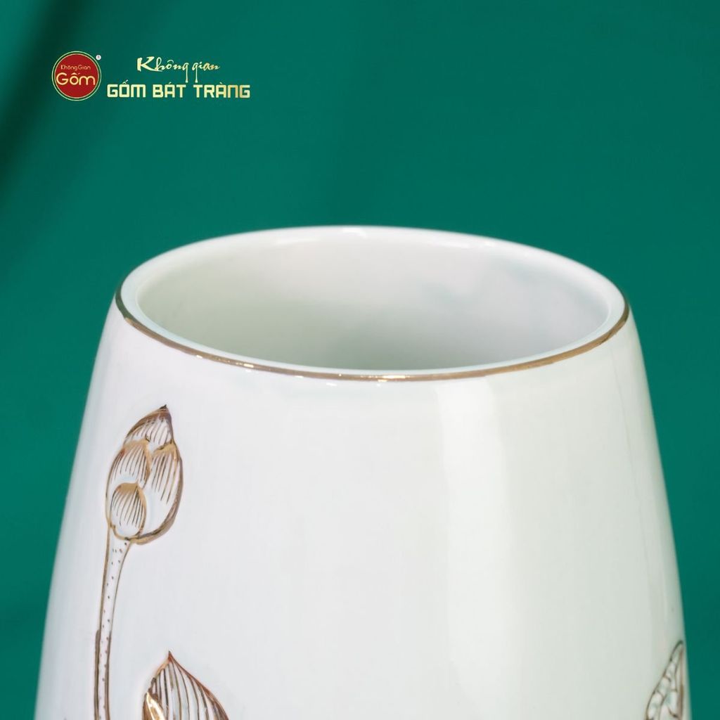 Lọ Hoa Men Màu Hoa Sen Vẽ Vàng