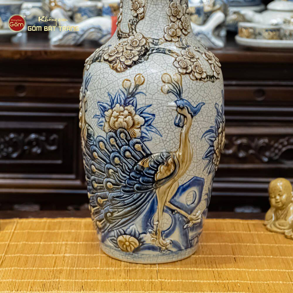 Lọ Hoa Thờ Men Rạn Nổi Họa Tiết Công Đào