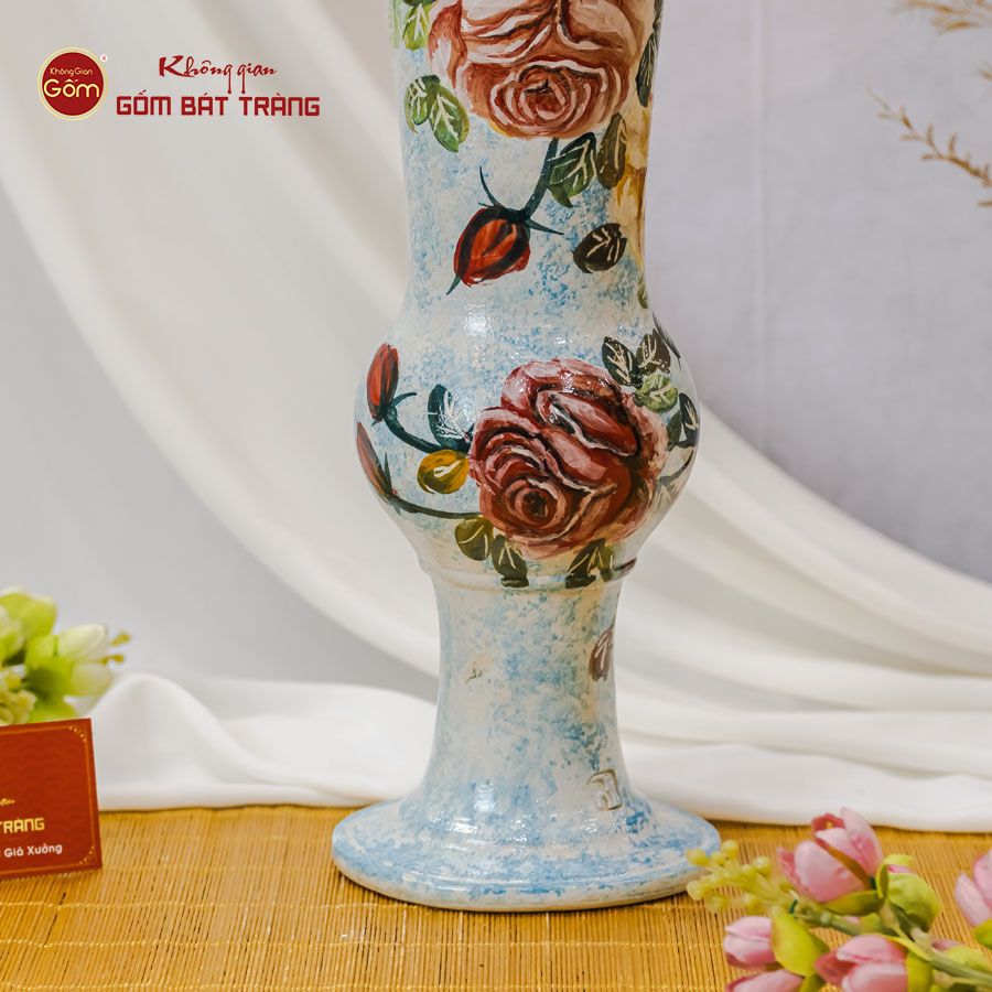 Lọ Hoa Vẽ Tay Hoa Hồng Cổ Loa