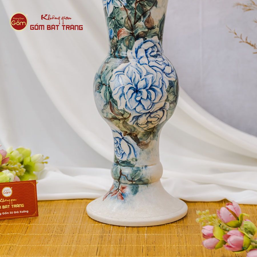 Lọ Hoa Vẽ Tay Hoa Hồng Xanh