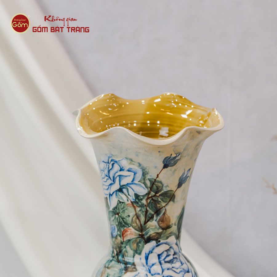 Lọ Hoa Vẽ Tay Hoa Hồng Xanh