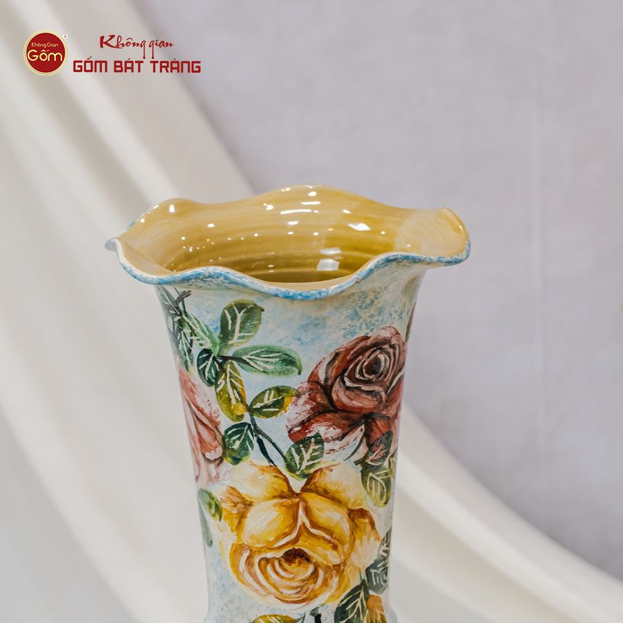 Lọ Hoa Vẽ Tay Hoa Hồng