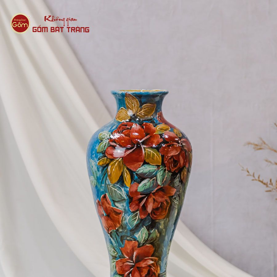 Lọ Hoa Vẽ Tay Hoa Sứ Đỏ