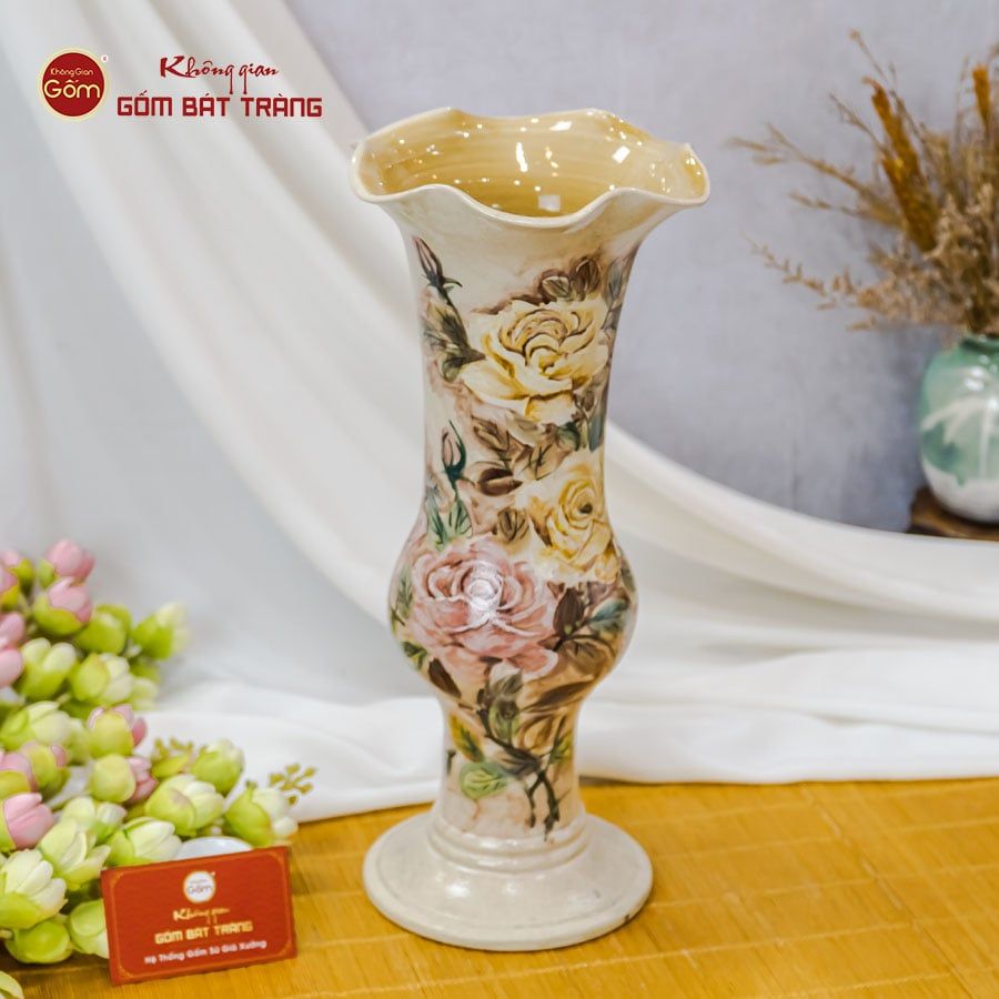 Lọ Hoa Vẽ Tay Hoa Trà My