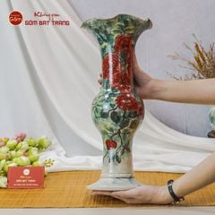 Lọ Hoa Vẽ Tay Nụ Hồng Đỏ