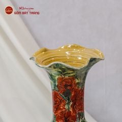 Lọ Hoa Vẽ Tay Nụ Hồng Đỏ