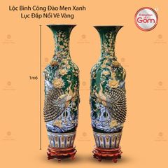 Lộc Bình Công Đào Men Xanh Lục Đắp Nổi Vẽ Vàng