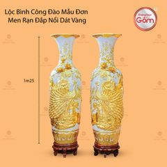 Lộc Bình Công Đào Mẫu Đơn Men Rạn Đắp Nổi Dát Vàng