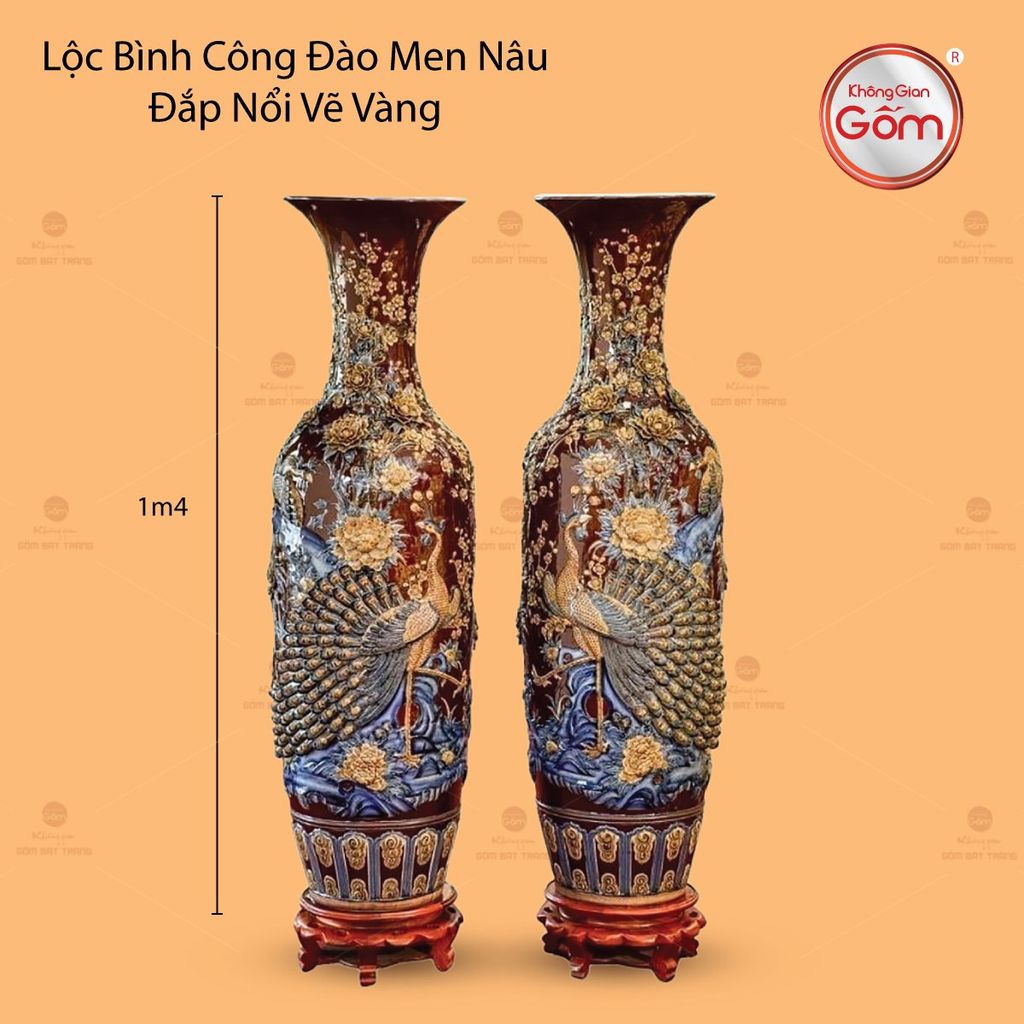 Lộc Bình Công Đào Men Nâu Đắp Nổi Vẽ Vàng