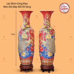 Lộc Bình Công Đào Men Đỏ Đắp Nổi Vẽ Vàng