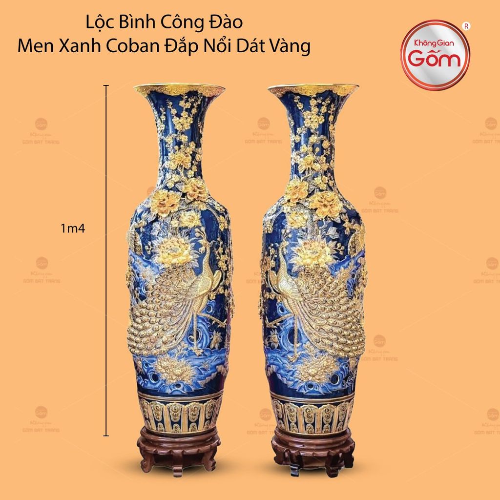 Lộc Bình Công Đào Men Xanh Coban Đắp Nổi Dát Vàng