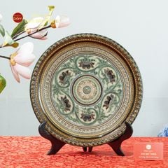 Đĩa Trưng Bày Đắp Nổi Vẽ Màu Hoa Sen Hội Tụ