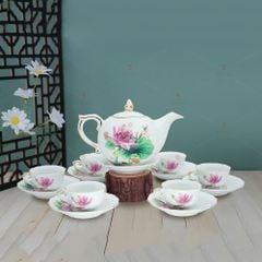 Bộ trà Mẫu Đơn sen hồng kẻ chỉ vàng