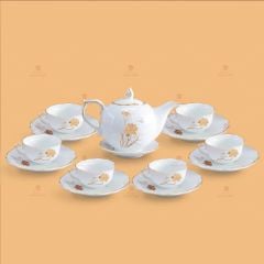Bộ trà Mẫu Đơn sen vàng kẻ chỉ vàng - Mẫu 05