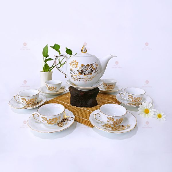 Bộ trà Mẫu Đơn sen vàng kẻ chỉ vàng -  Mẫu 04