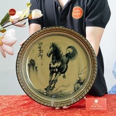 Đĩa Trưng Bày Độc Mã Mã Đáo Thành Công
