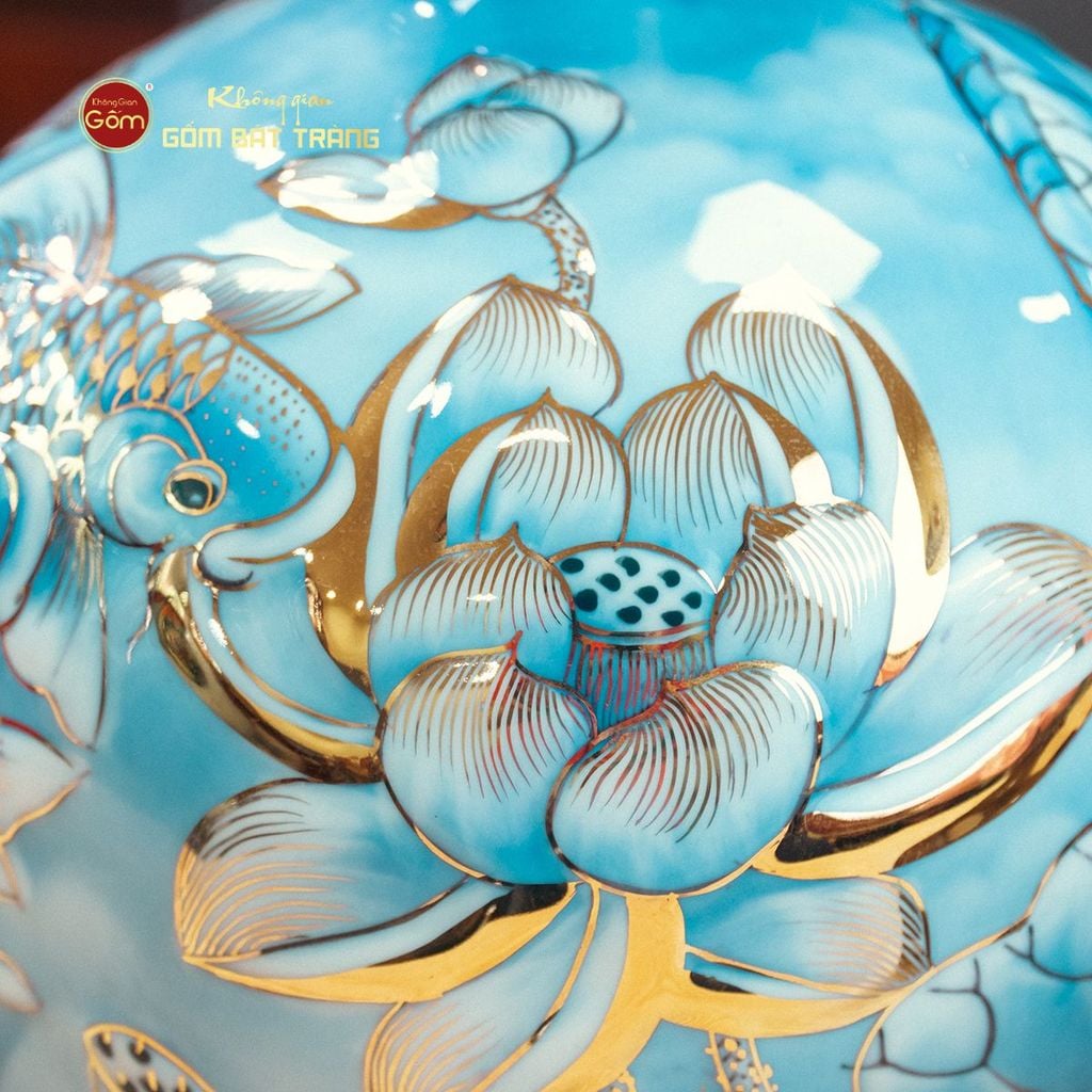 Quả Hút Lộc Niên Niên Hữu Dư Chạm Nổi Vẽ Vàng