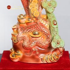 Tượng Linh Vật Ất Tỵ 2025 Vẽ Vàng