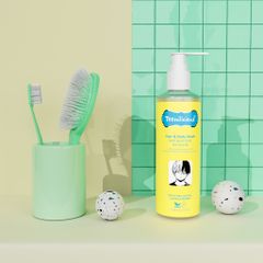 Sữa Tắm Gội Toàn Thân Chiết Xuất Buriti Và Tràm Trà Teenilicious Hair & Body Wash With Buriti Oil & Tea Tree Oil 200ml