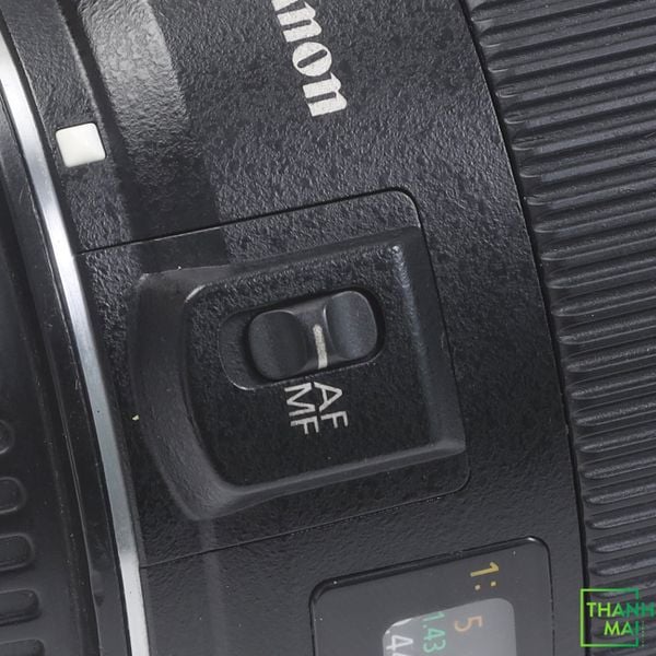 Ống kính Canon EF-S 60mm f/2.8 Macro USM