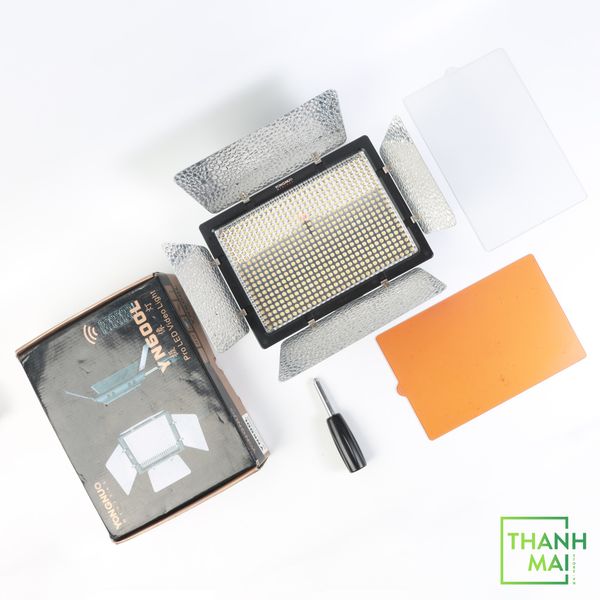 Đèn LED Yongnuo YN600L