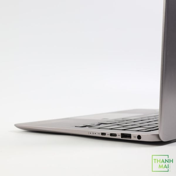 Laptop Asus Zenbook UX330U |Core i5 - 8250U | Ram 8GB | SSD 256 GB | 13.3 inch FHD IPS