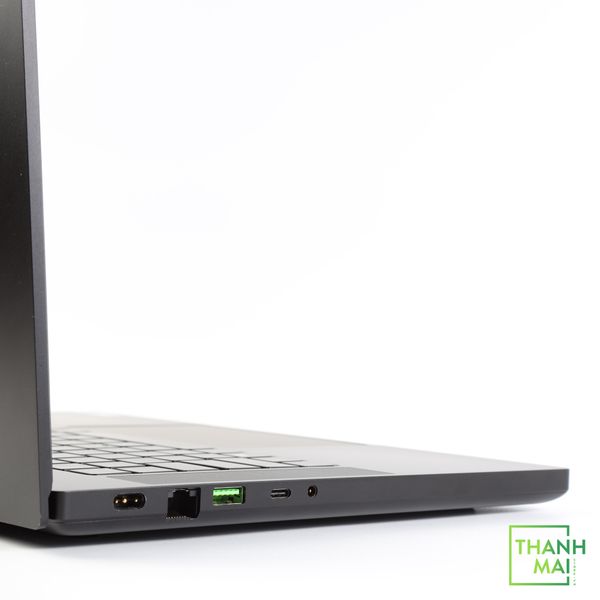 Razer Blade 15 Base model ( Mid 2021) RZ09-0410 | I7 11800H | Ram 16GB | SSD 512 GB | RTX 3060 ( 6GB ) 15.6