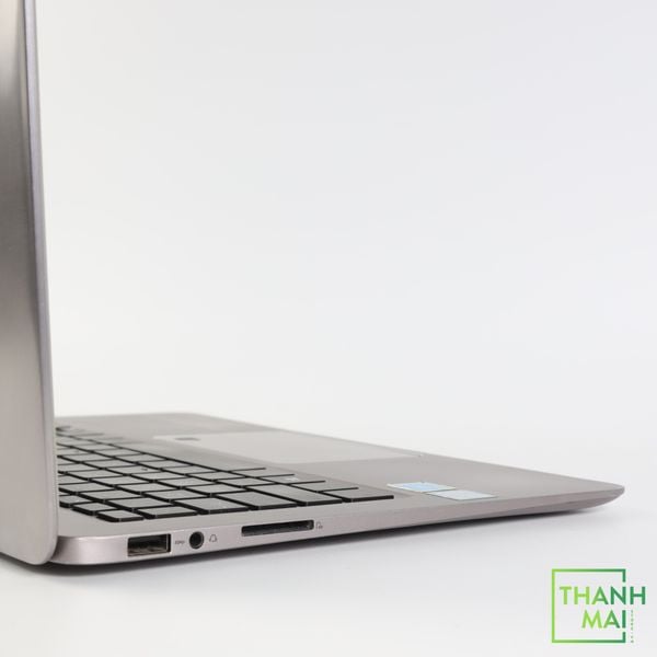 Laptop Asus Zenbook UX330U |Core i5 - 8250U | Ram 8GB | SSD 256 GB | 13.3 inch FHD IPS